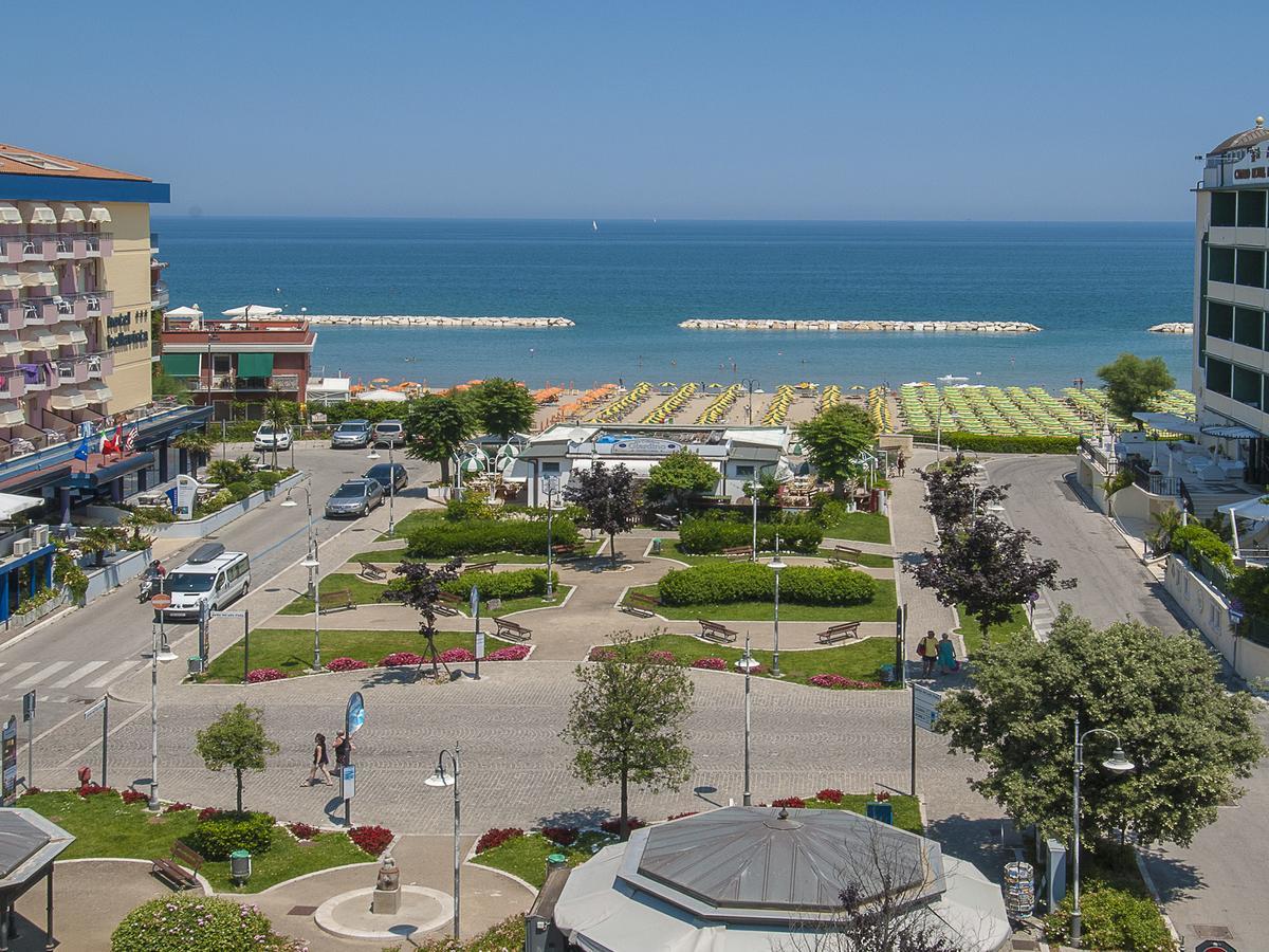 Hotel Losanna Gabicce Mare Esterno foto